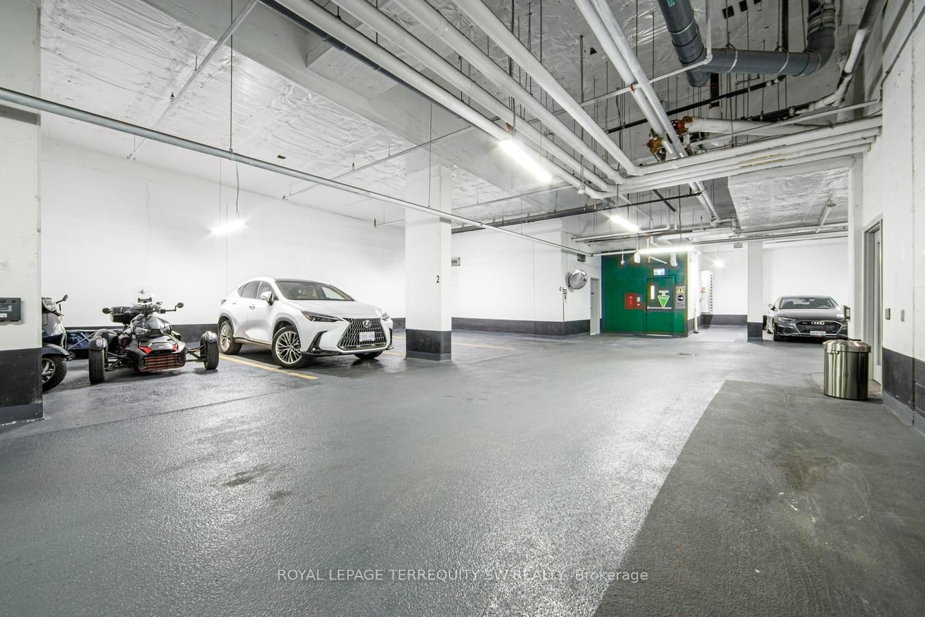 3 Southvale Drive, Unit 605 - Photo 32