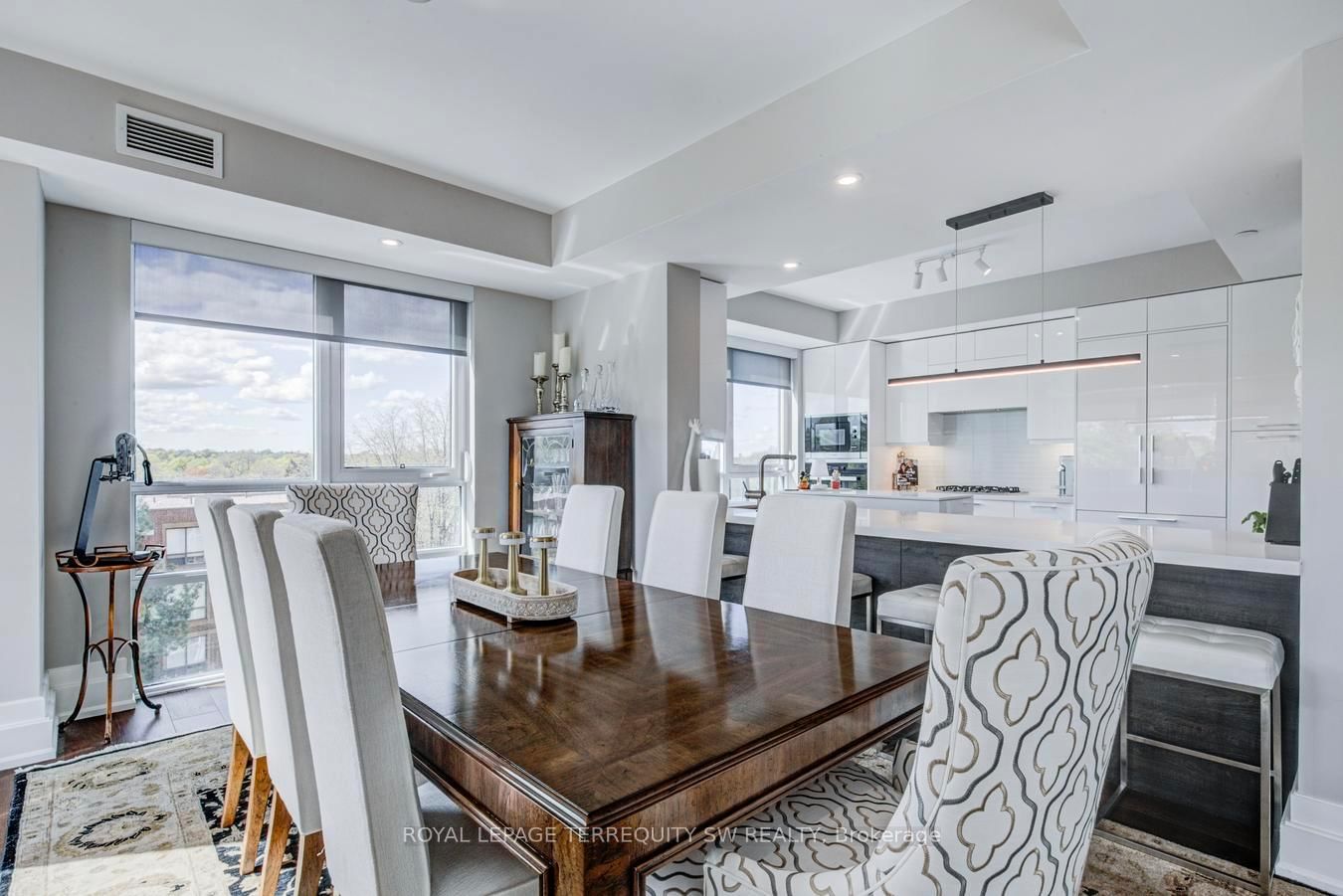 3 Southvale Drive, Unit 605 - Photo 38