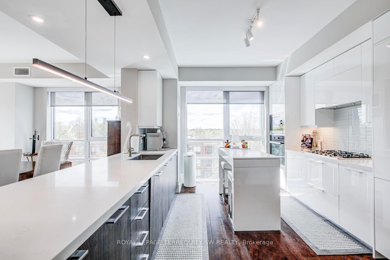 3 Southvale Drive, Unit 605 - Photo 43