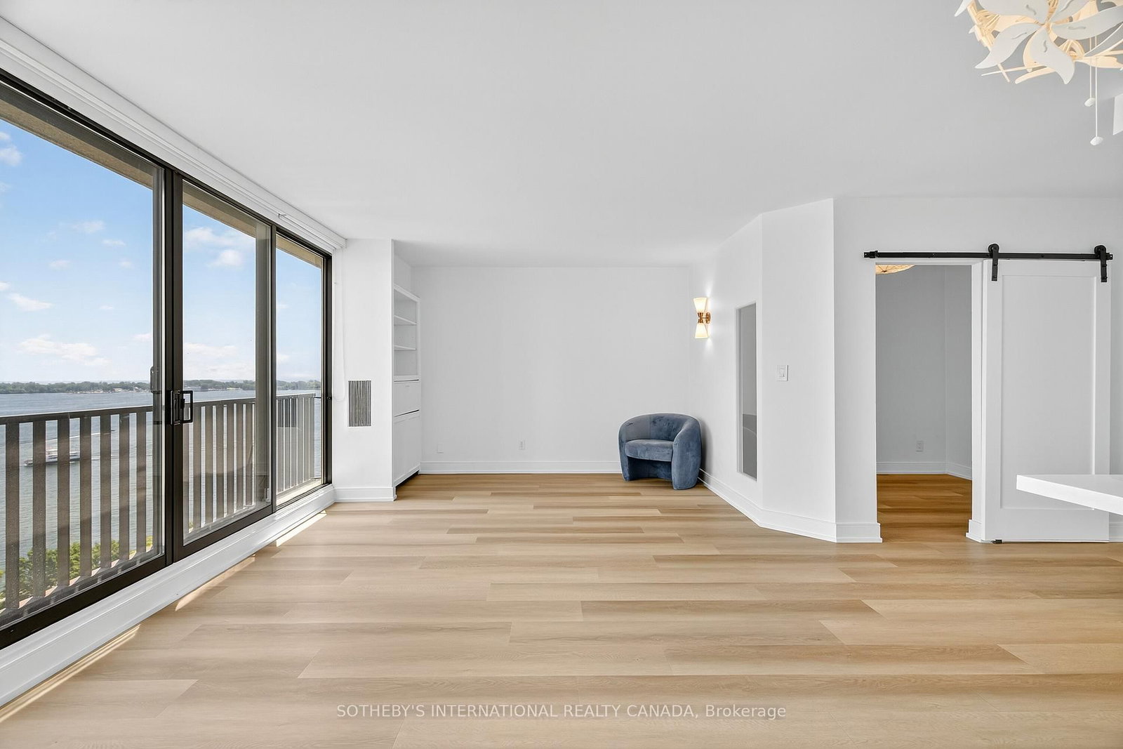 33 Harbour Square, Unit 1423 - Photo 21