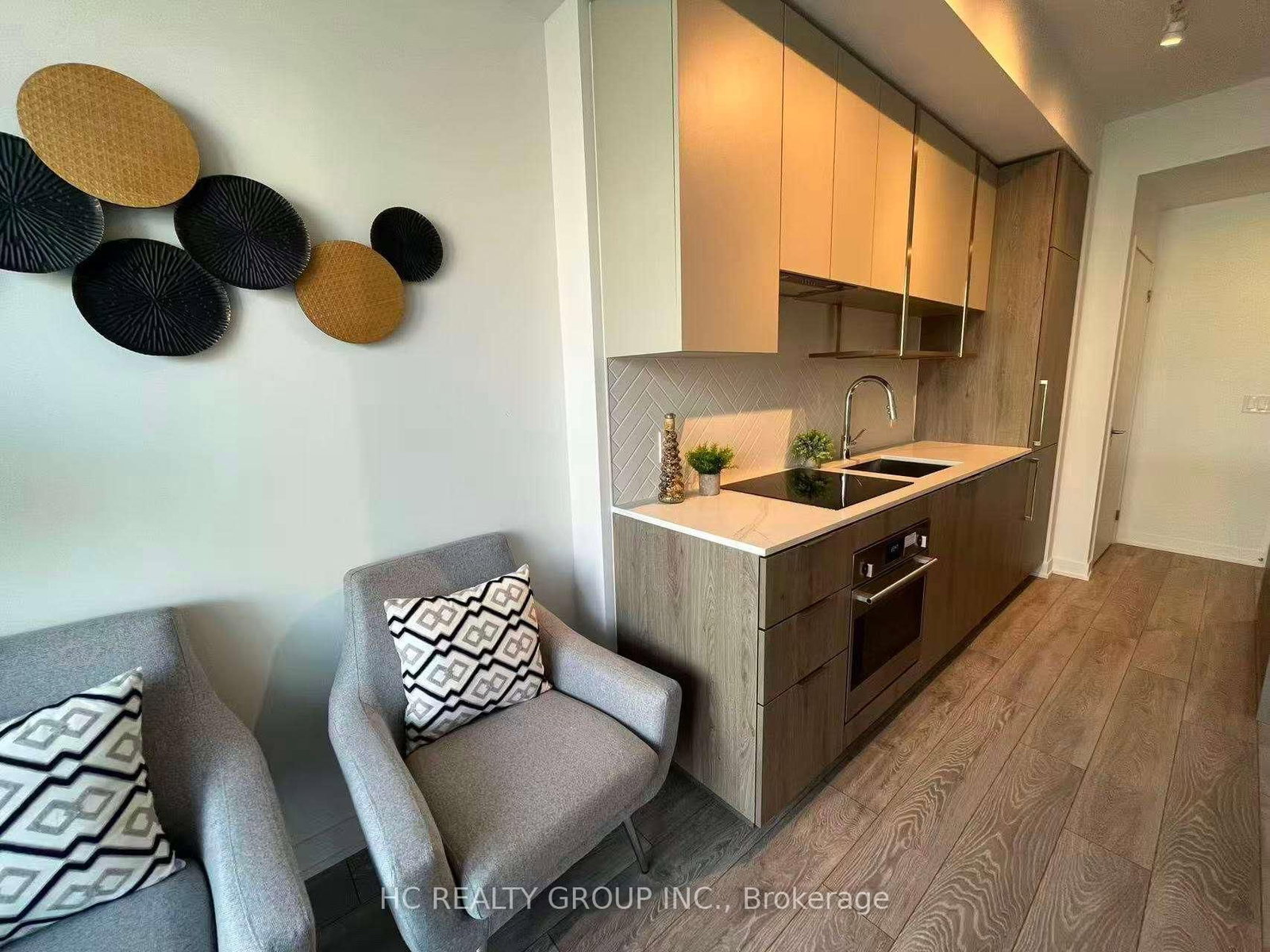 15 Holmes Avenue, Unit 705 - Photo 5