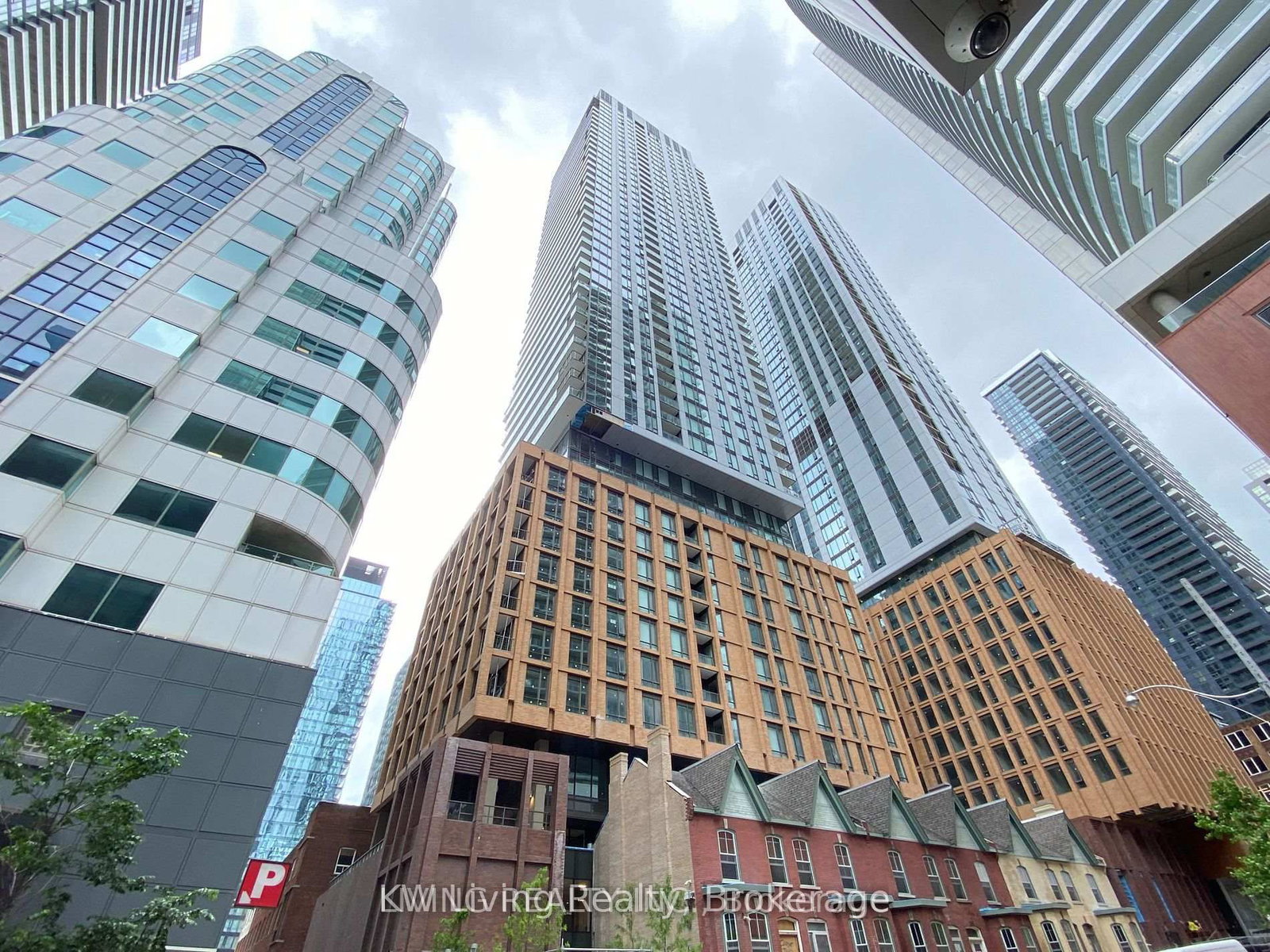 28 Widmer Street, Unit 4821 - Photo 2