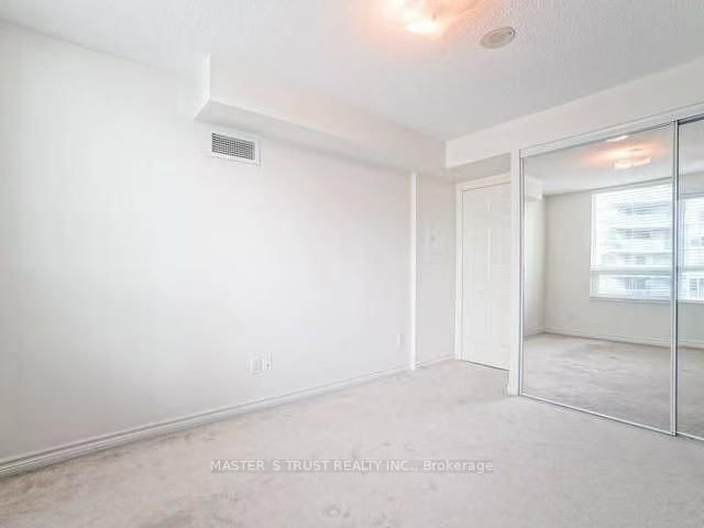 19 Grand Trunk Crescent, Unit 2003 - Photo 8