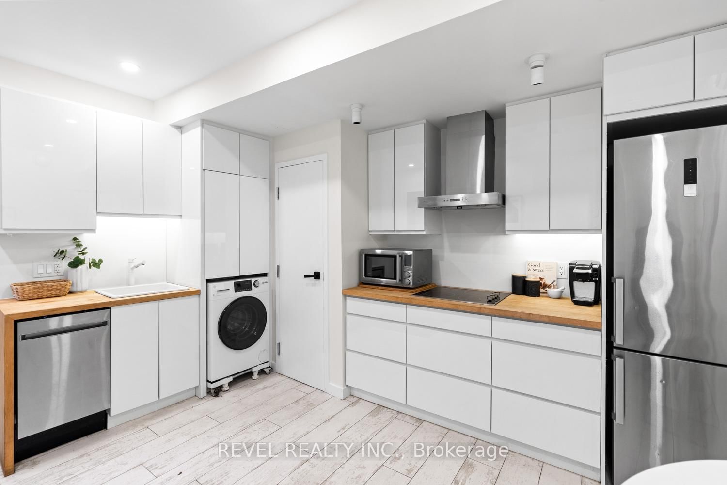 89 Foxley Street, Unit Lower - Photo 3