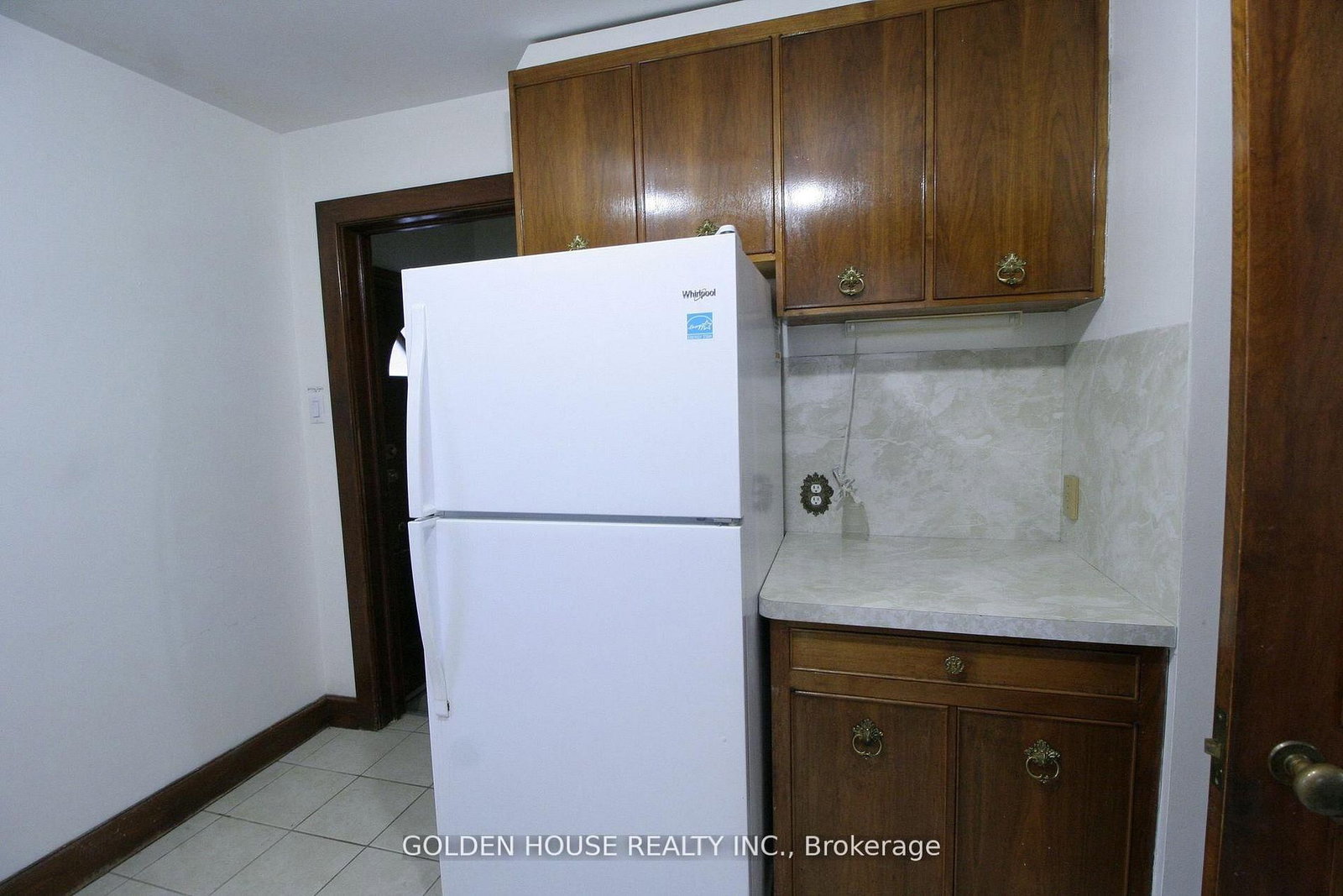 260 Moore Park Avenue - Photo 10