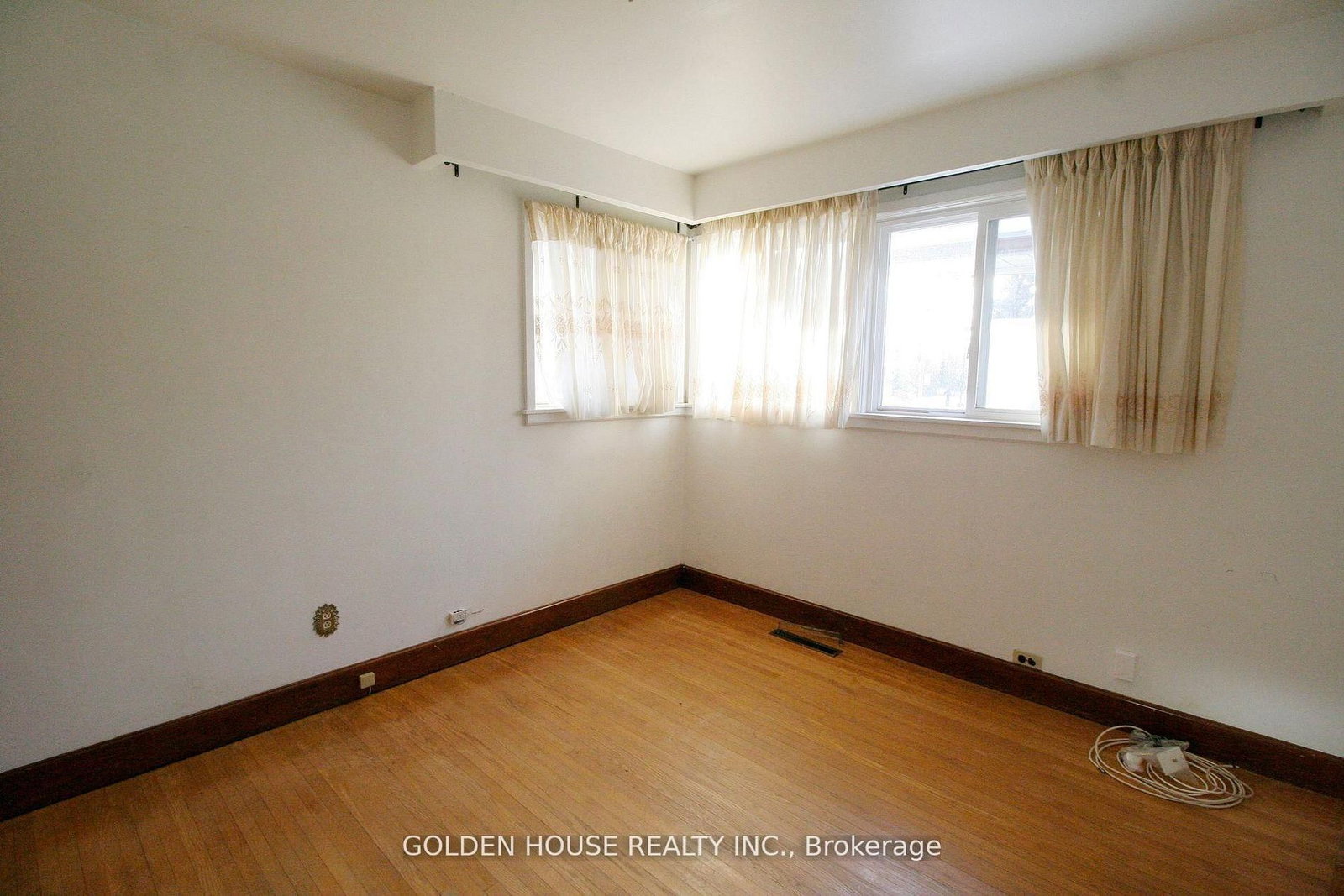 260 Moore Park Avenue - Photo 11
