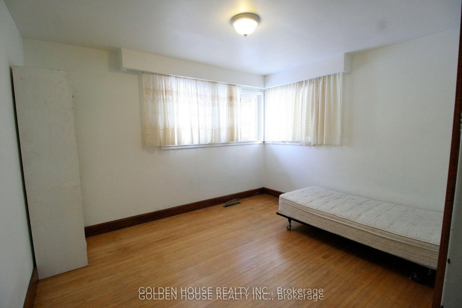 260 Moore Park Avenue - Photo 12