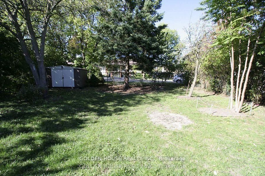 260 Moore Park Avenue - Photo 18