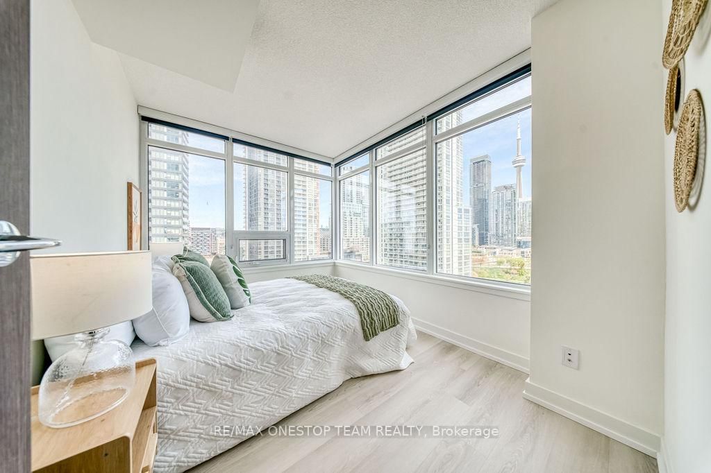 17 Bathurst Street, Unit 1510 - Photo 27