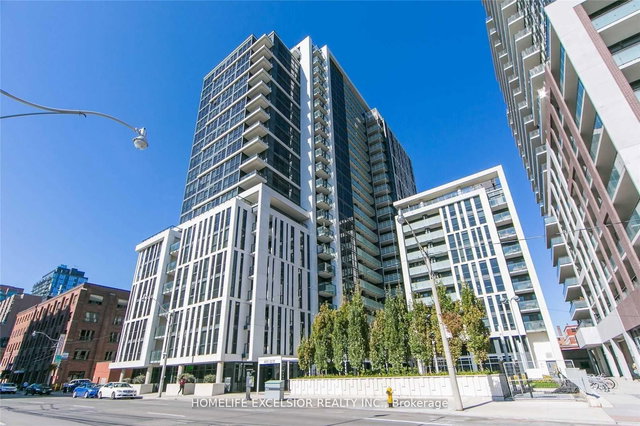 2006 - 400 Adelaide Street E