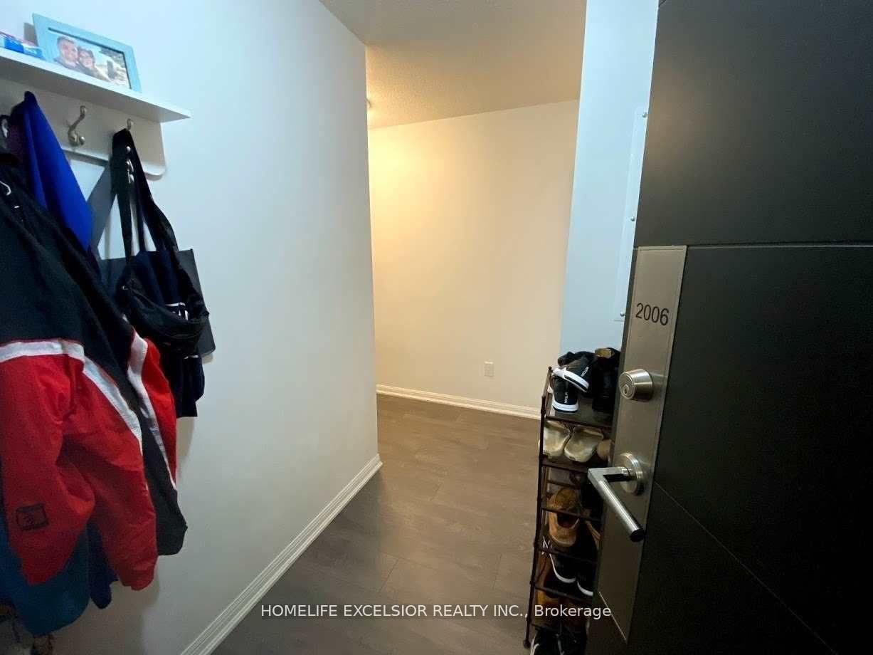400 Adelaide Street E, Unit 2006 - Photo 18