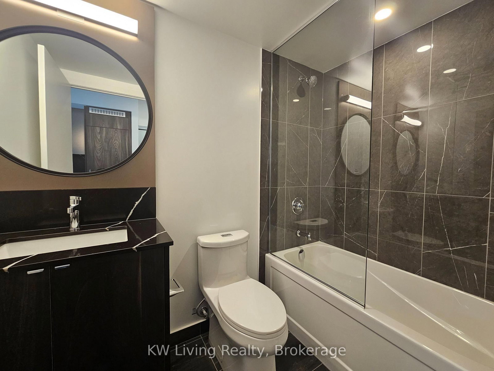 771 Yonge Street, Unit 1109 - Photo 2