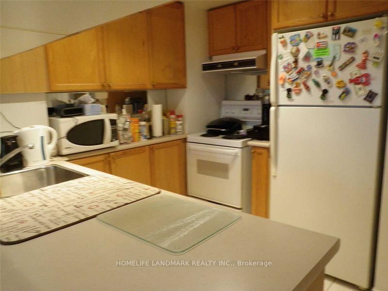 909 Bay Street, Unit 317 - Photo 5