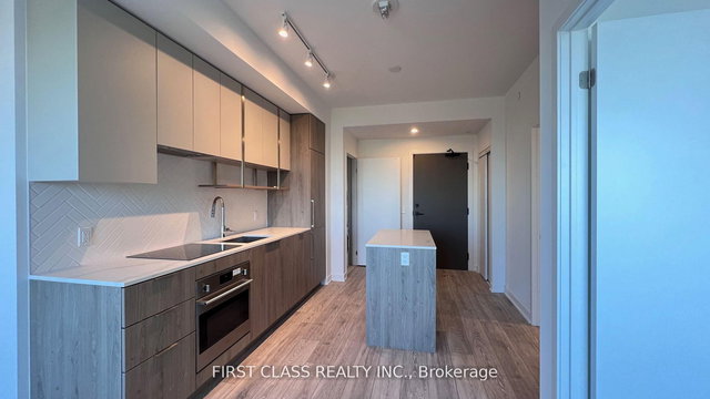 2510 - 15 Holmes Avenue