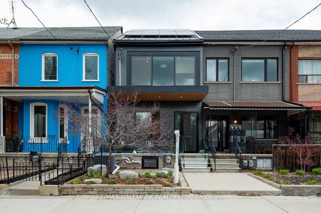 728 Richmond Street W