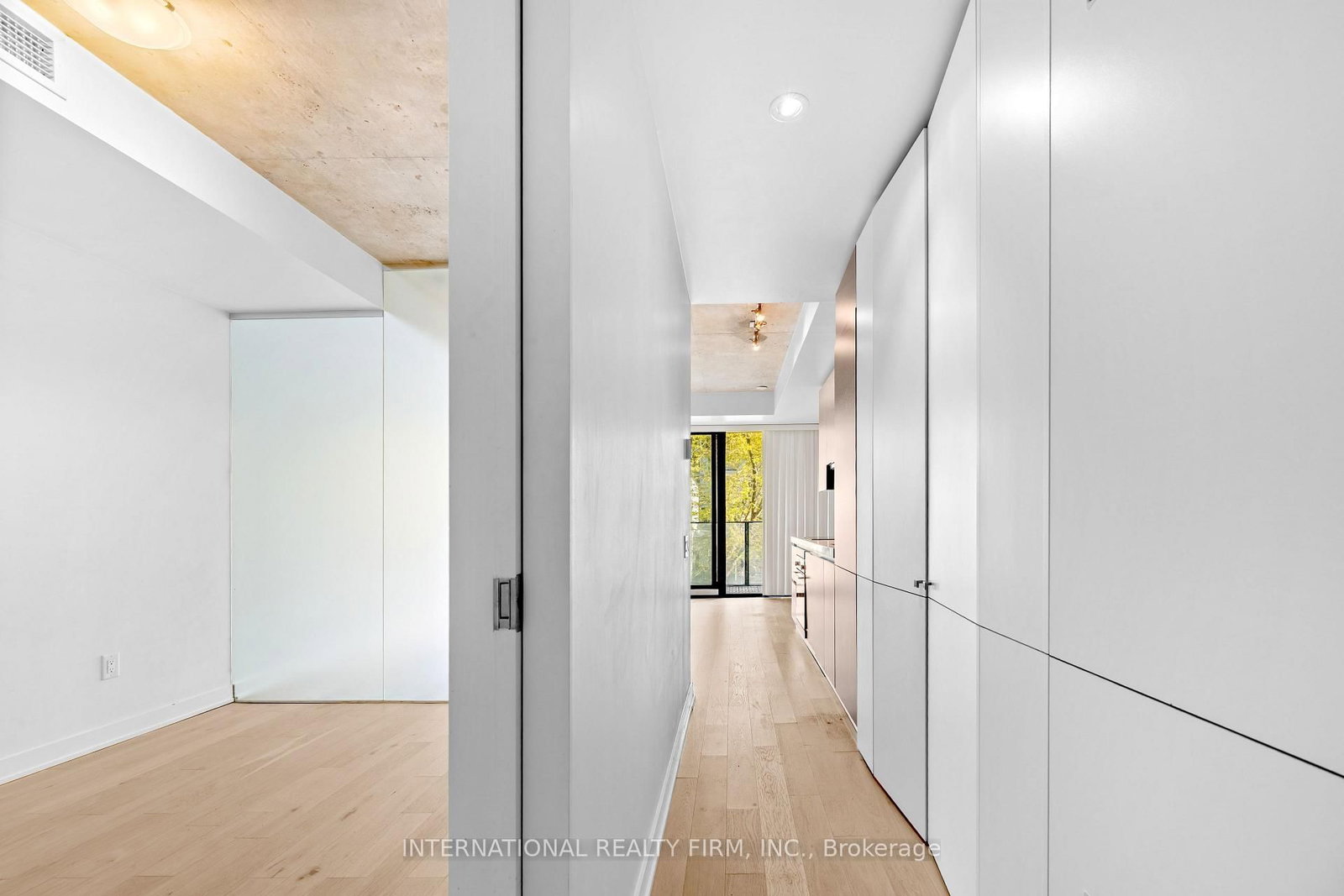 629 King Street W, Unit 313 - Photo 16