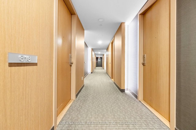 313 - 629 King Street W