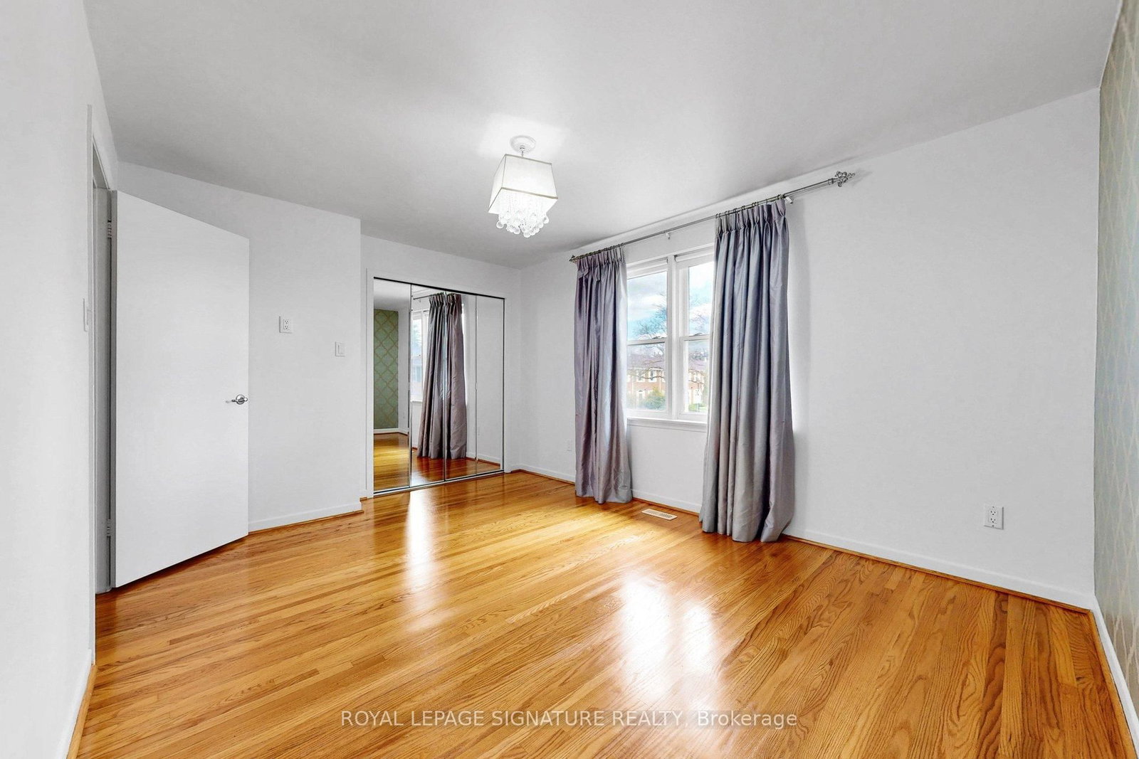 551 Steeles Avenue W, Unit 43 - Photo 15