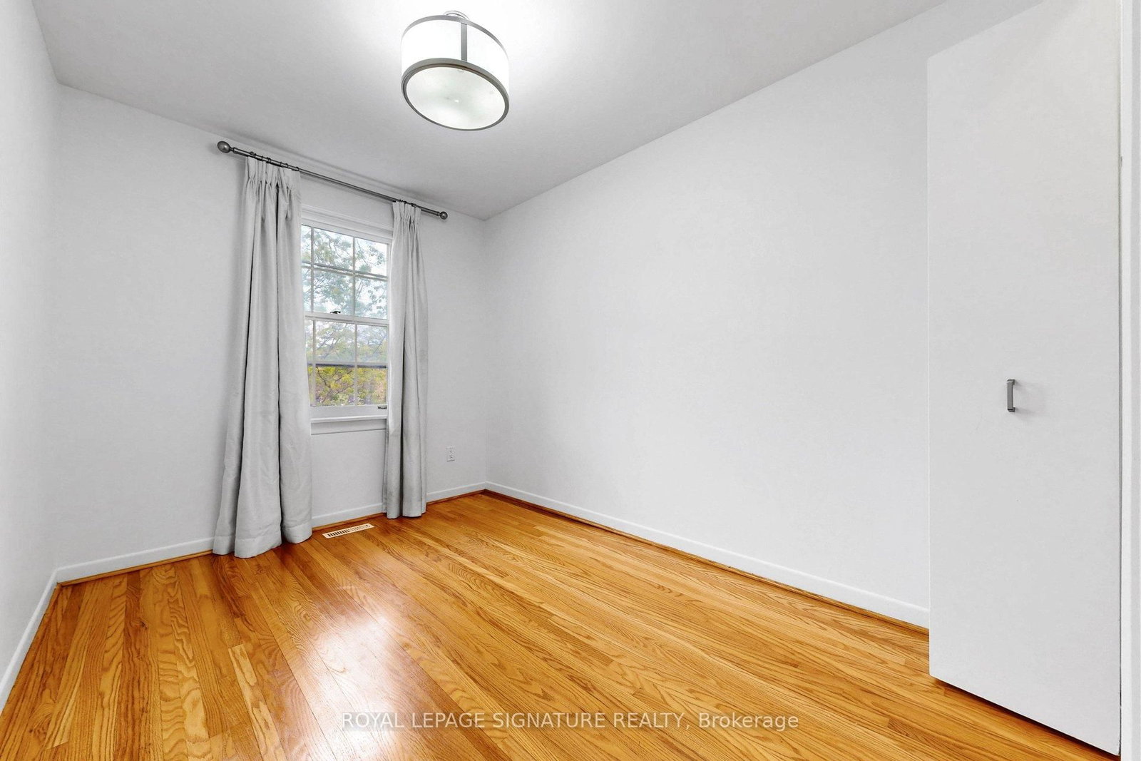 551 Steeles Avenue W, Unit 43 - Photo 19
