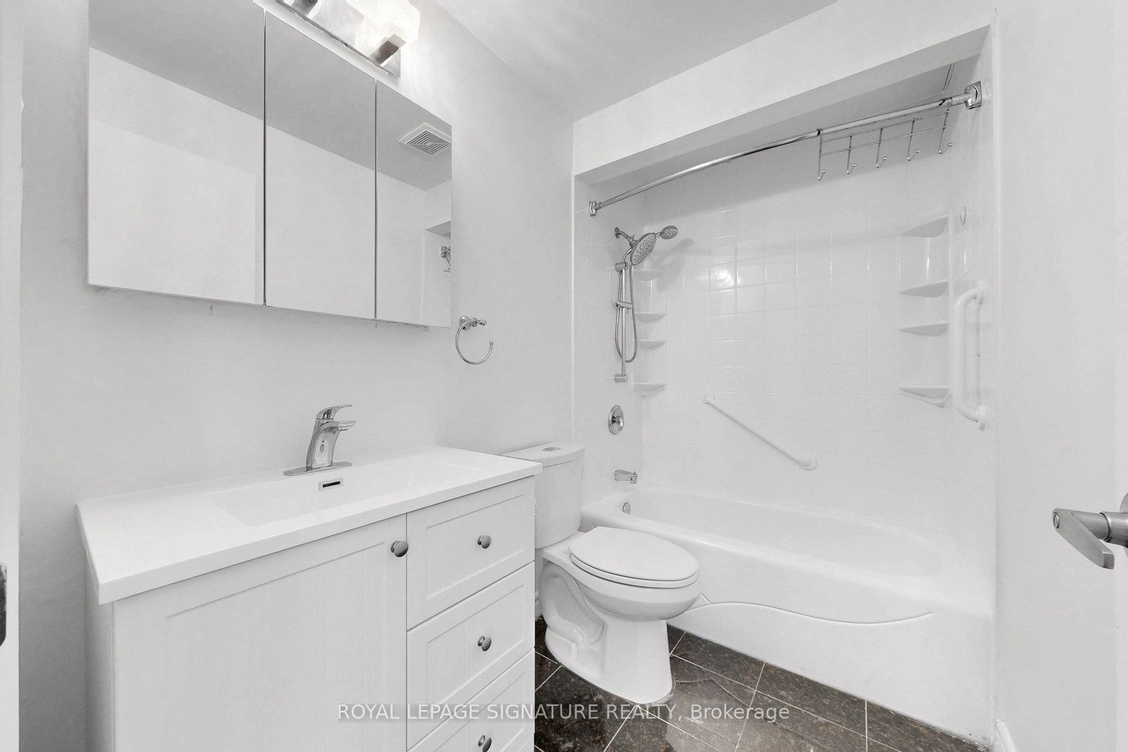551 Steeles Avenue W, Unit 43 - Photo 23
