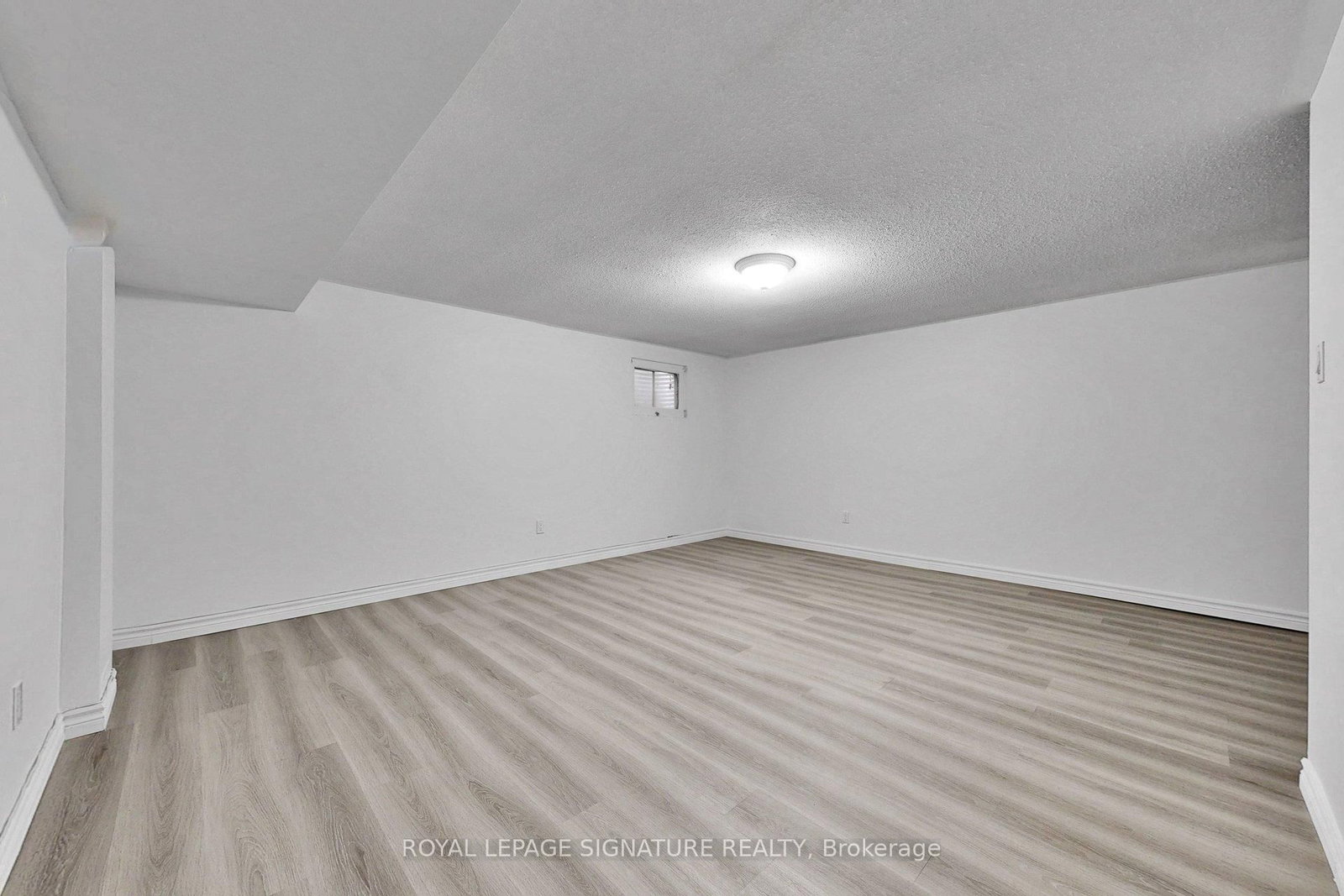 551 Steeles Avenue W, Unit 43 - Photo 31