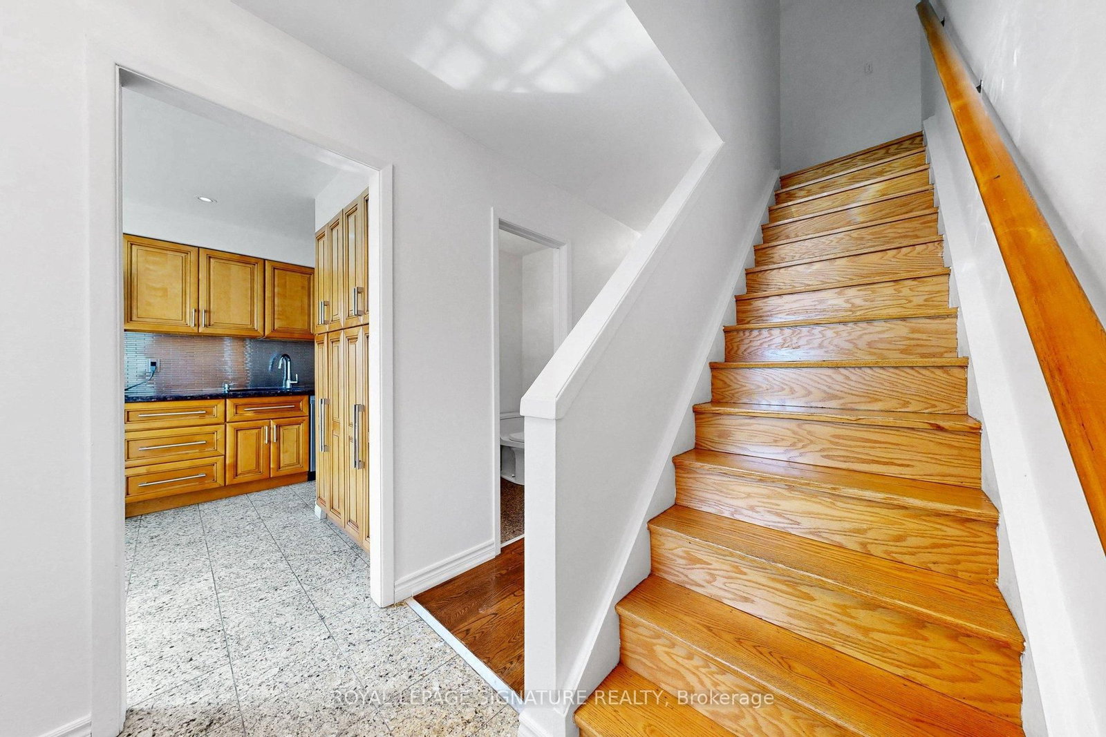551 Steeles Avenue W, Unit 43 - Photo 4