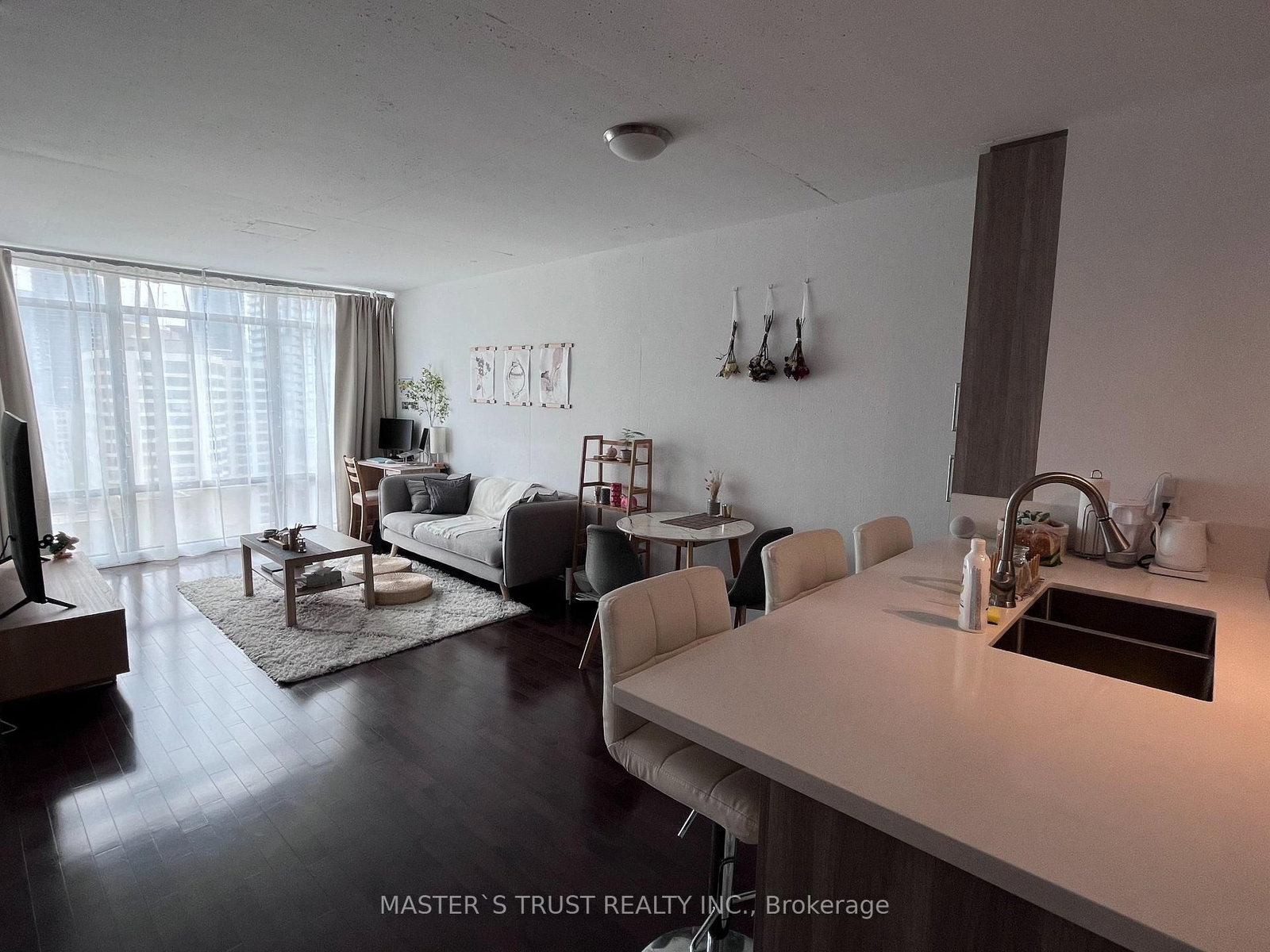22 Wellesley Street E, Unit 1402 - Photo 5