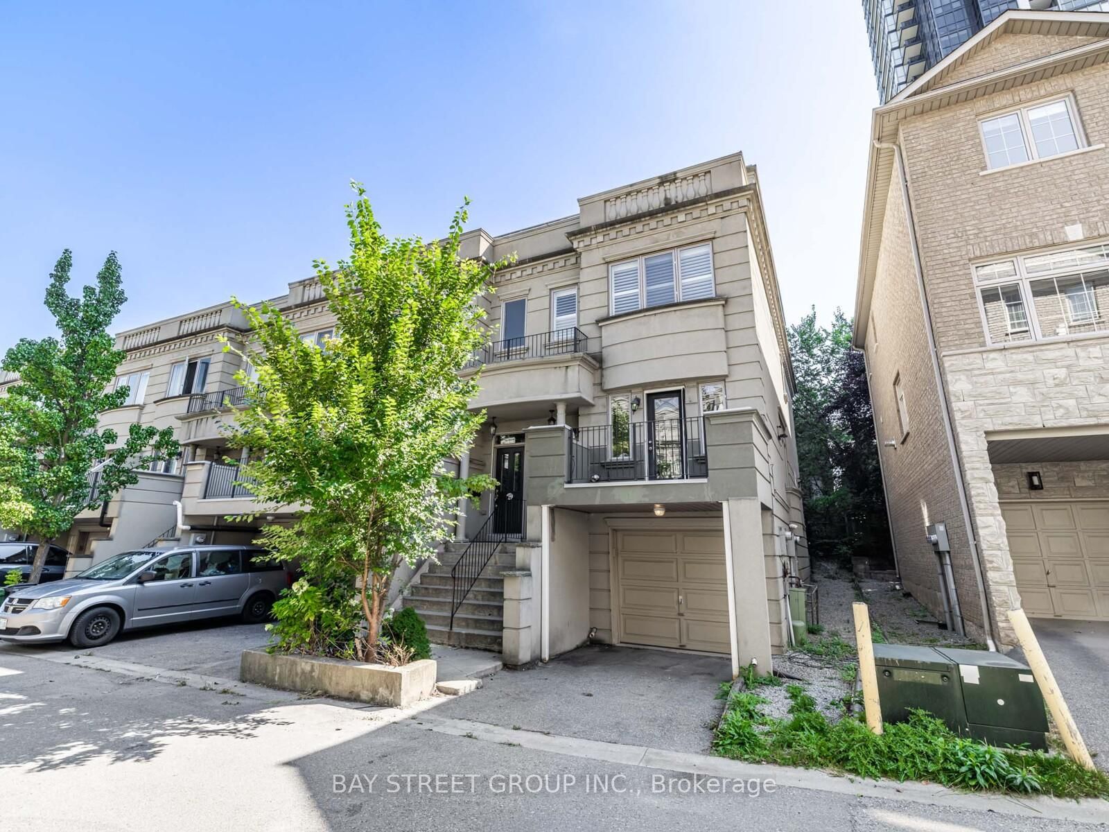 35 William Poole Way