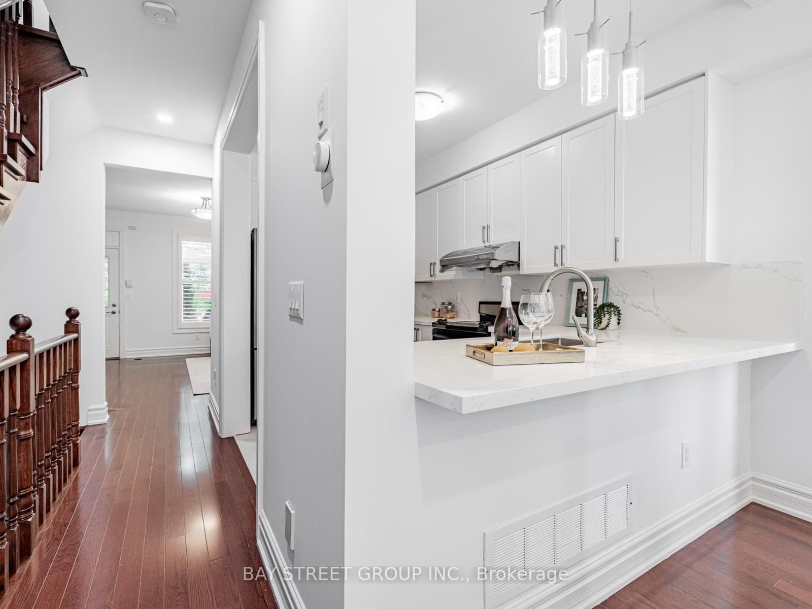 35 William Poole Way - Photo 11