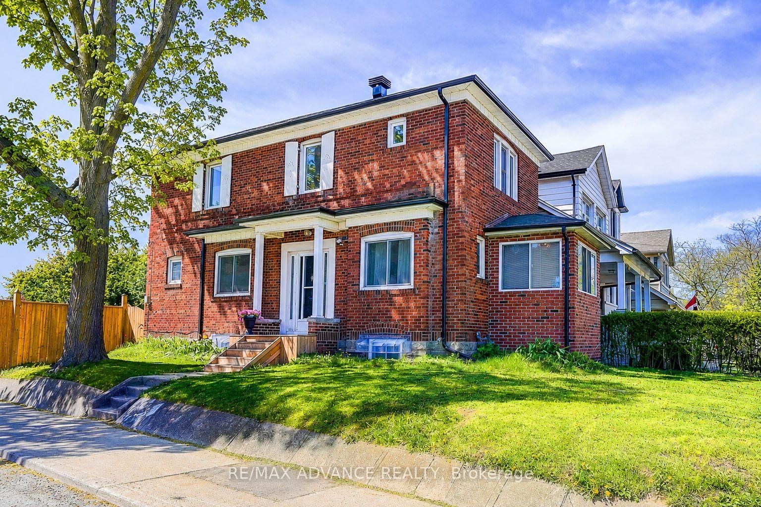 Property at 33 Castlefield