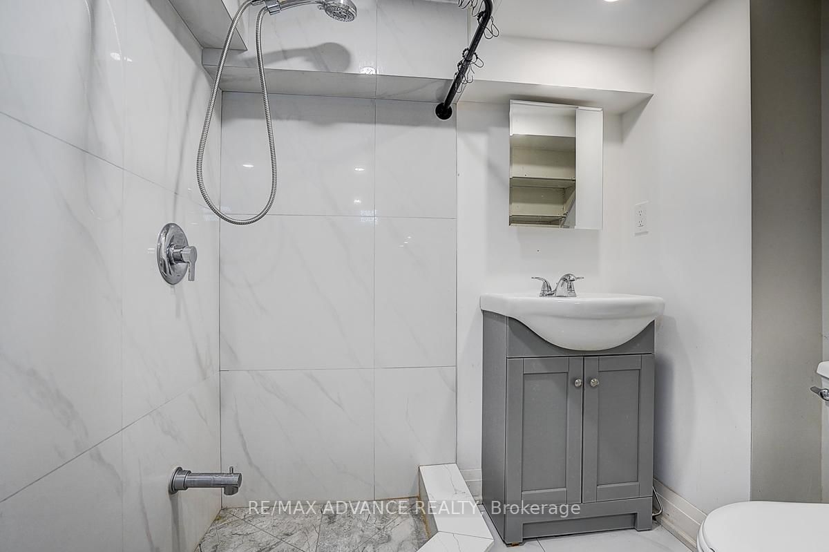 33 Castlefield Avenue - Photo 39