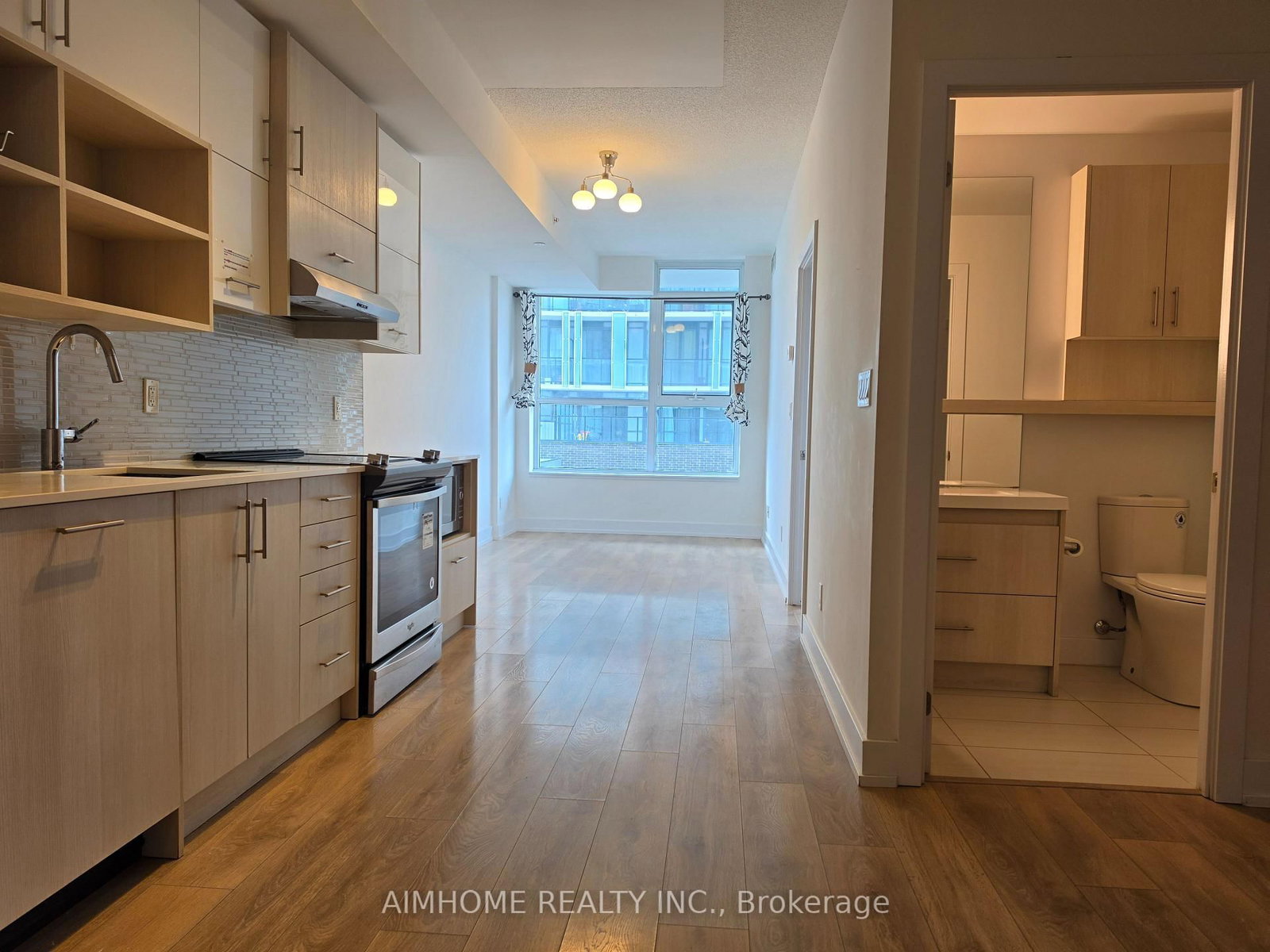 150 Fairview Mall Drive, Unit 504 - Photo 2