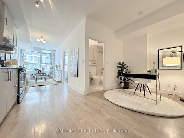 504 - 150 Fairview Mall Drive