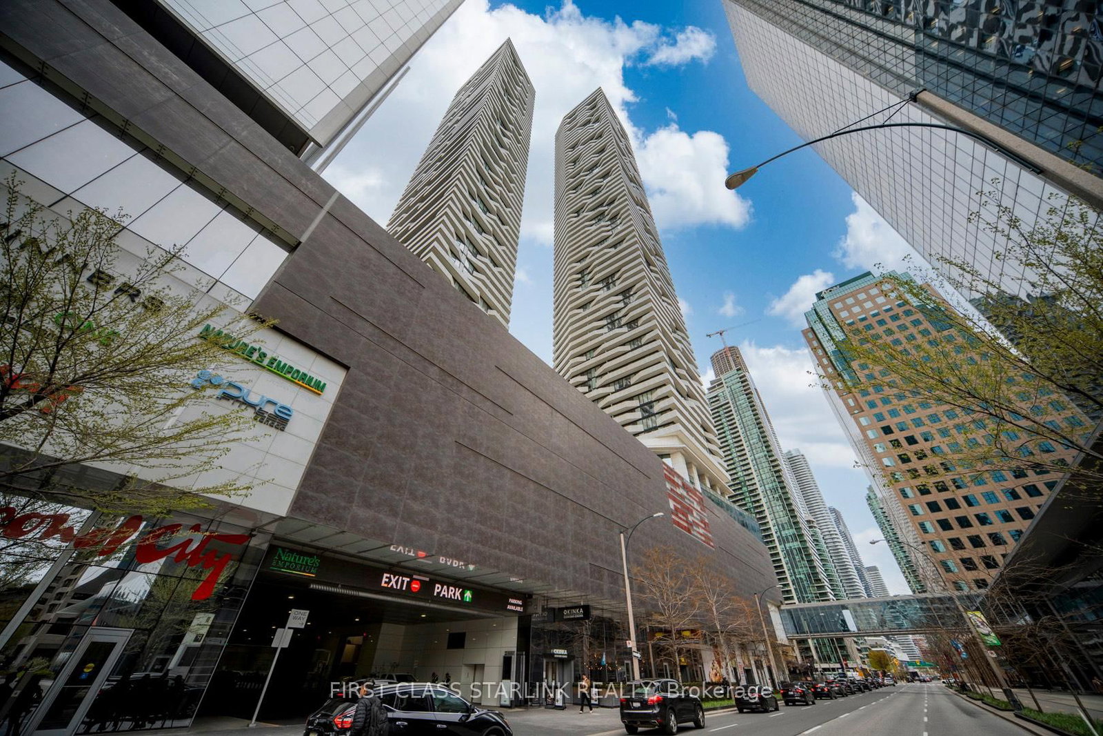 100 Harbour Street