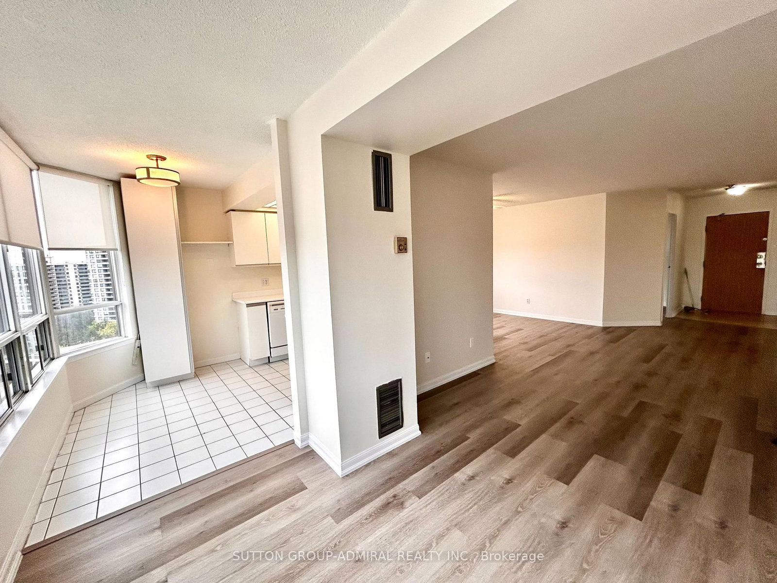 1131 Steeles Avenue W, Unit 1514 - Photo 4