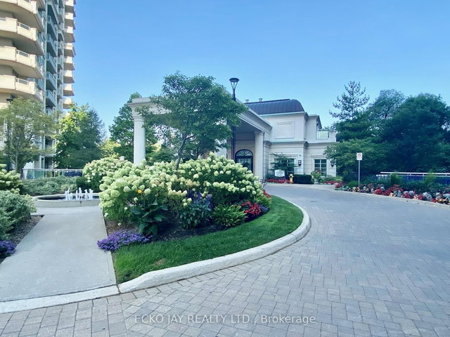 1604 - 20 Bloorview Place