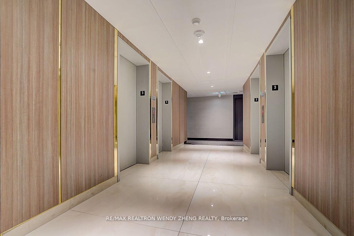543 Richmond Street W, Unit 307 - Photo 3