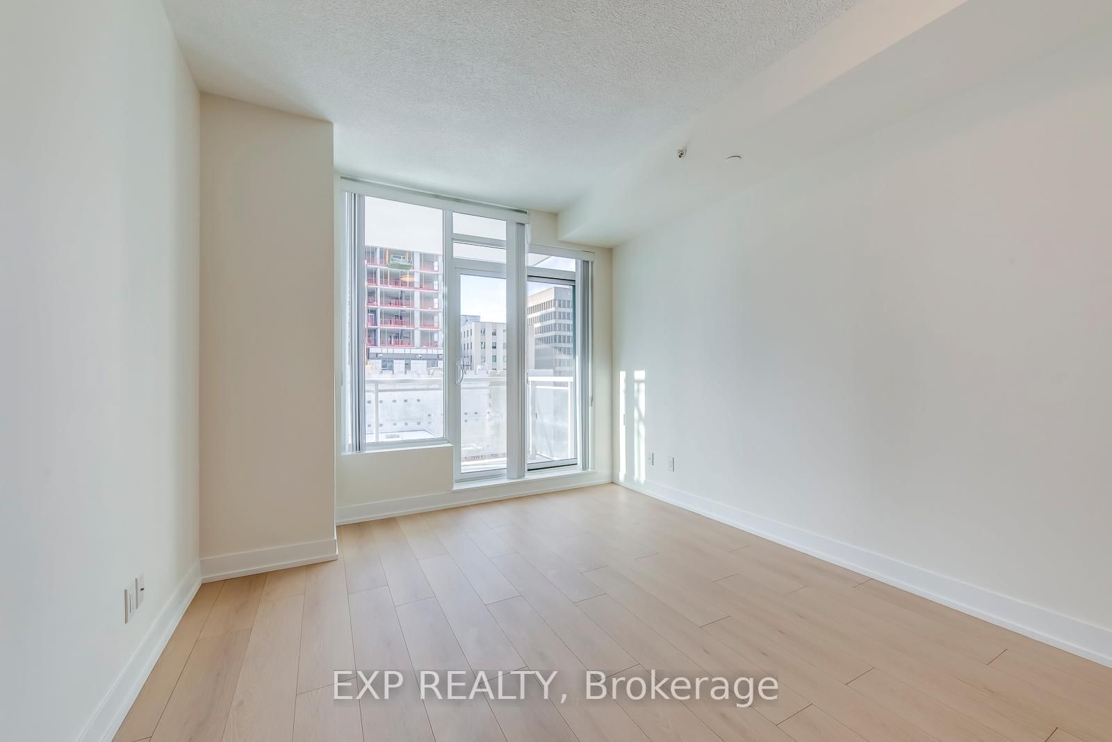 68 Merton Street, Unit 610 - Photo 15