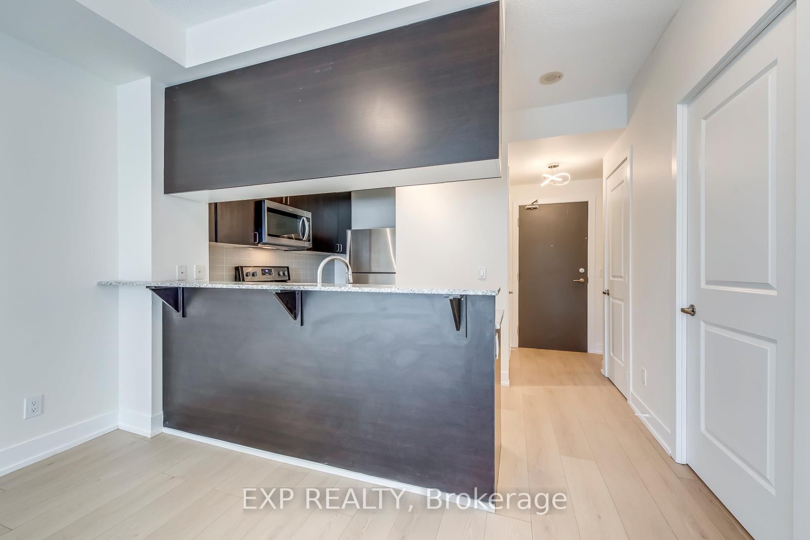 68 Merton Street, Unit 610 - Photo 9