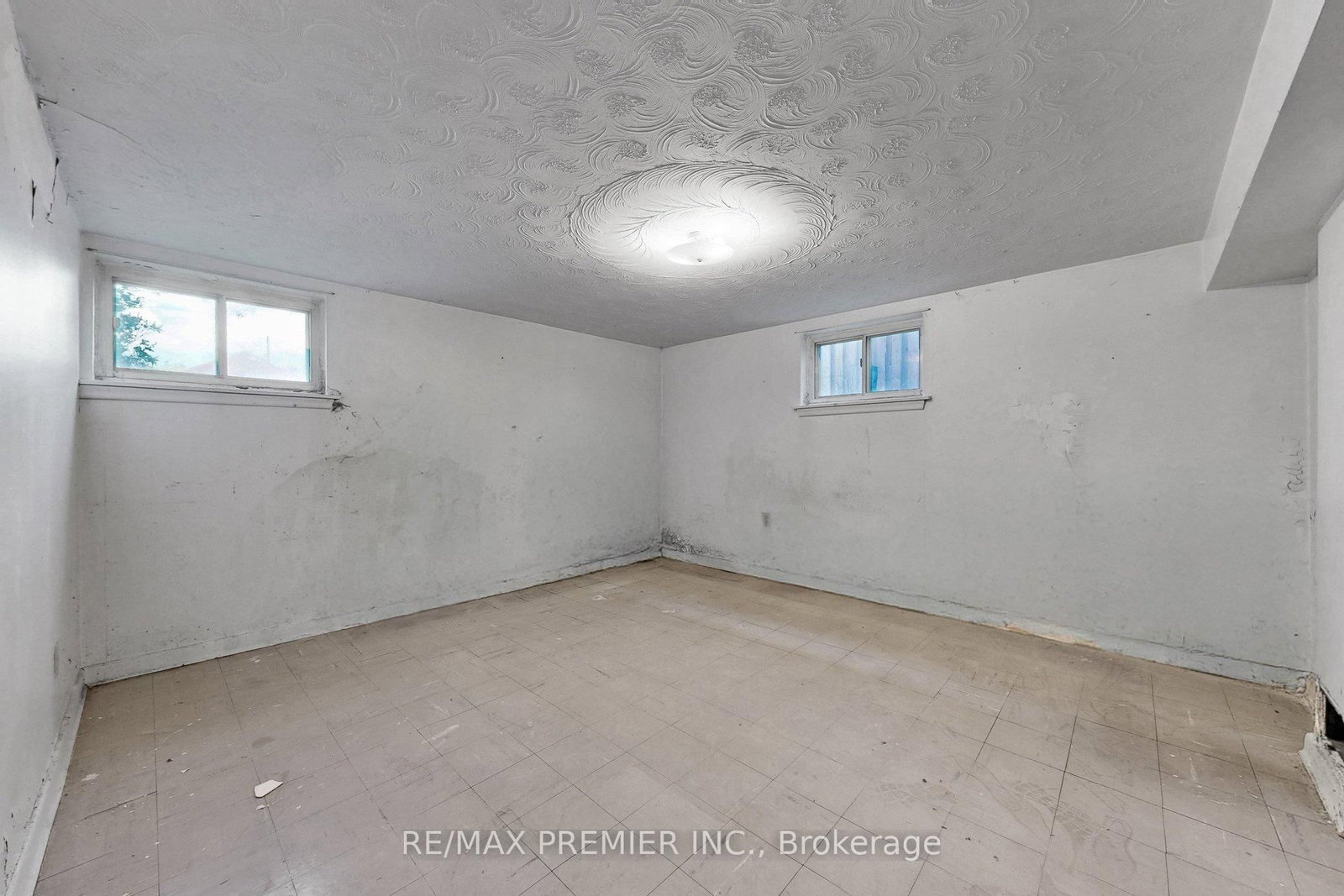 89 Burncrest Drive - Photo 36