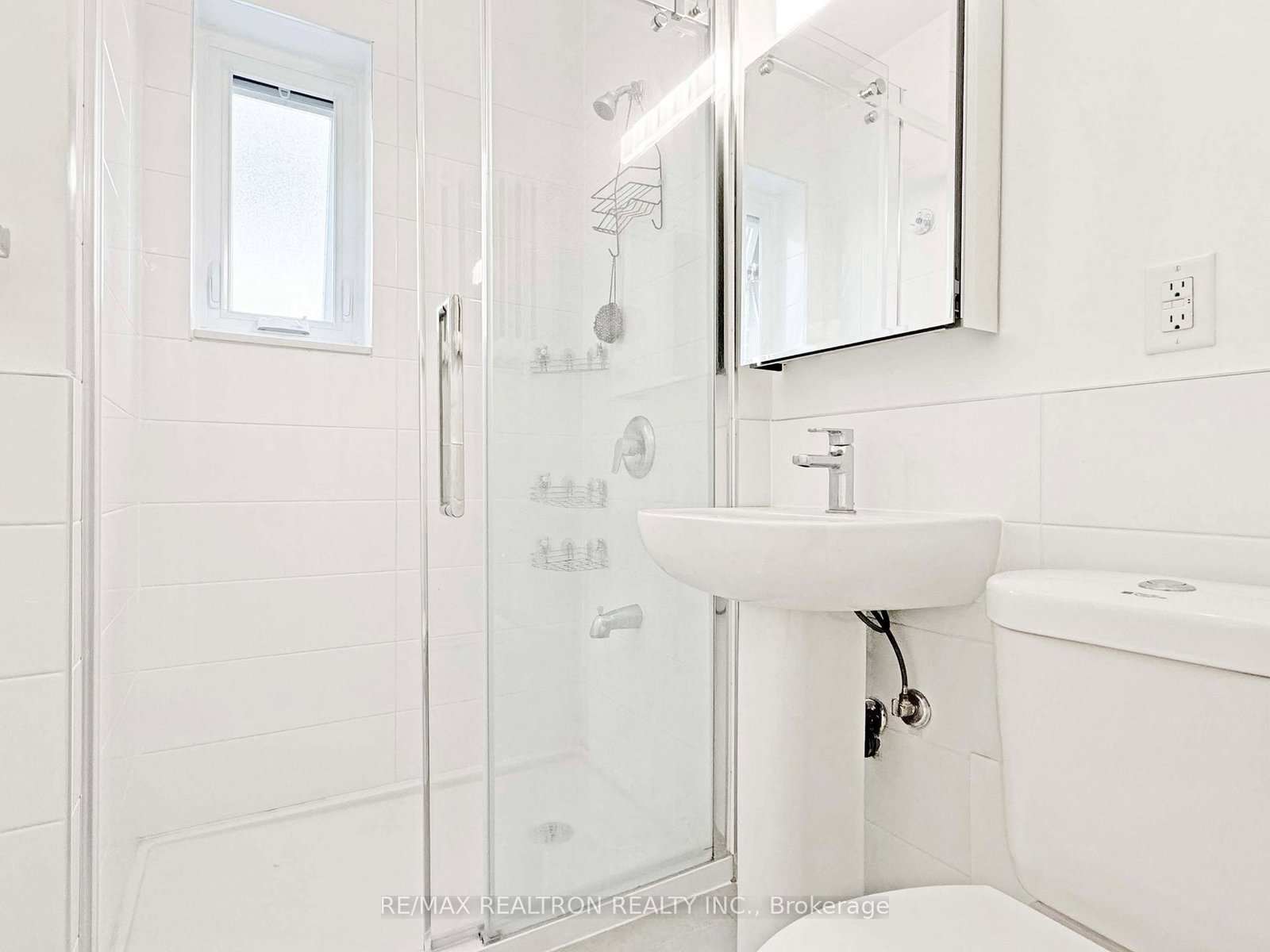 394 Avenue Road, Unit 406 - Photo 7