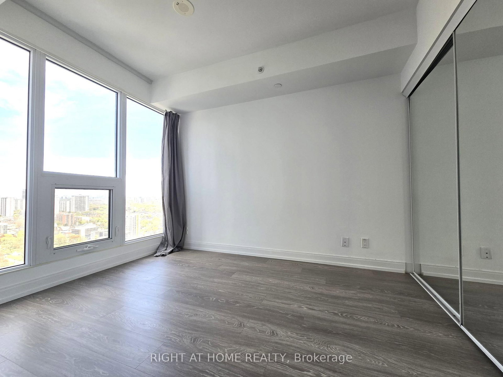 181 Dundas Street E, Unit 3802 - Photo 12