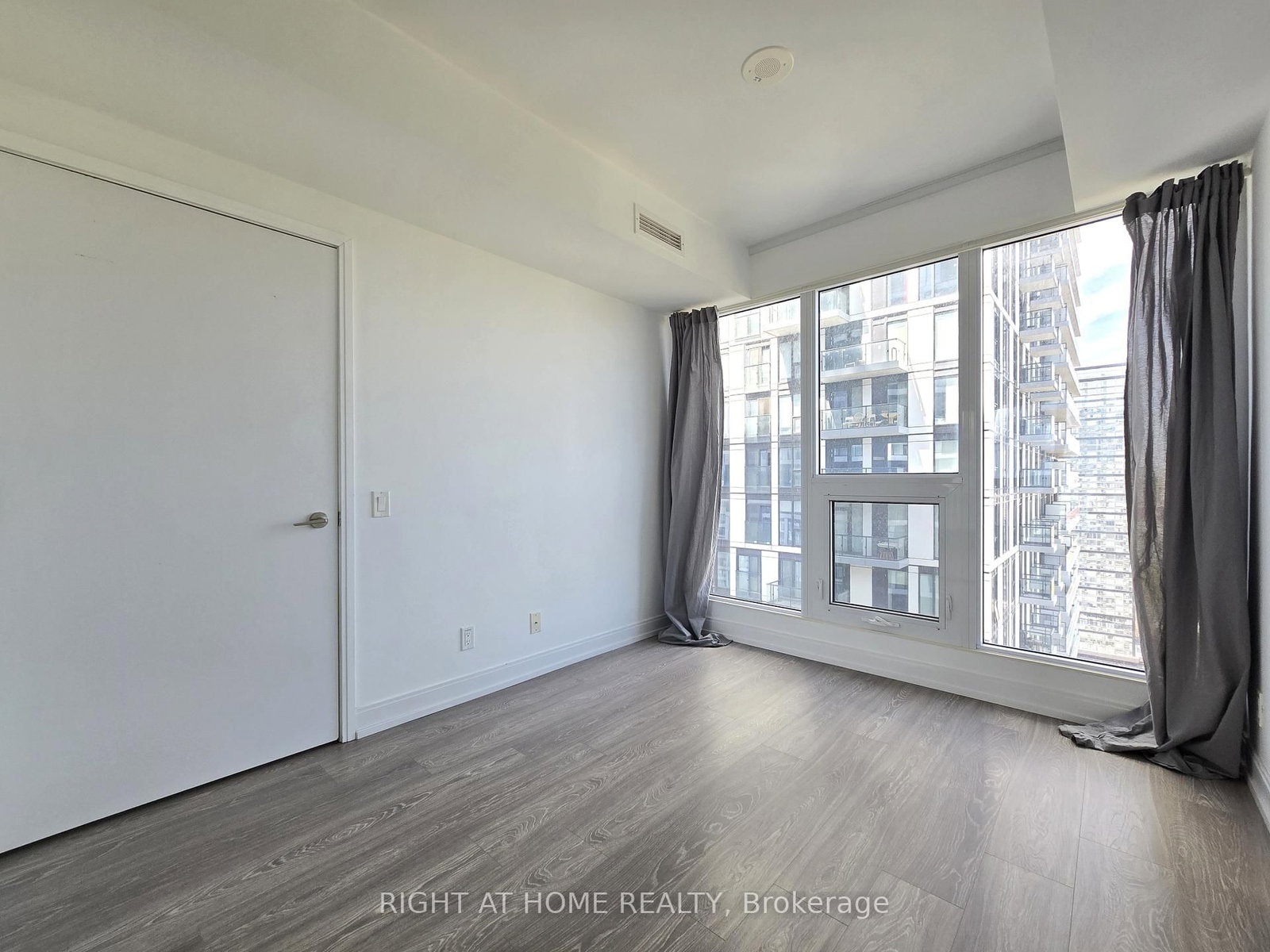 181 Dundas Street E, Unit 3802 - Photo 14