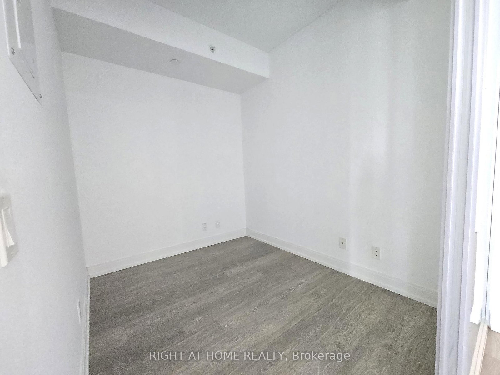 181 Dundas Street E, Unit 3802 - Photo 16