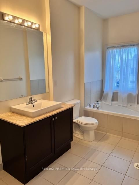 23 Coneflower Crescent, Unit 57 - Photo 12