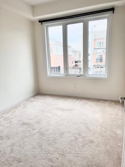 23 Coneflower Crescent, Unit 57 - Photo 5