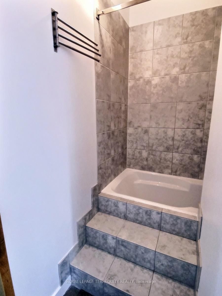 155 Dalhousie Street, Unit 1038 - Photo 13