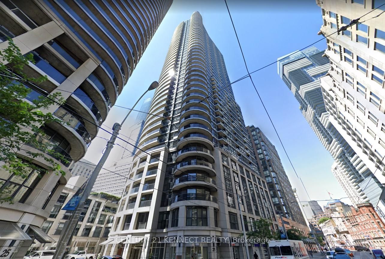 21 Carlton Street, Unit 3606