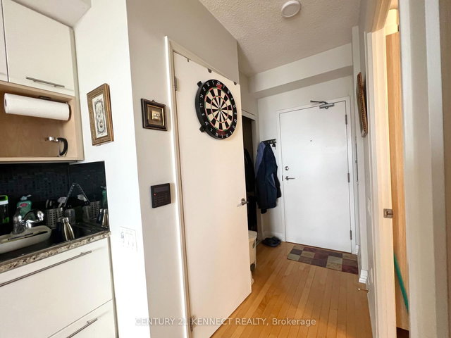3606 - 21 Carlton Street