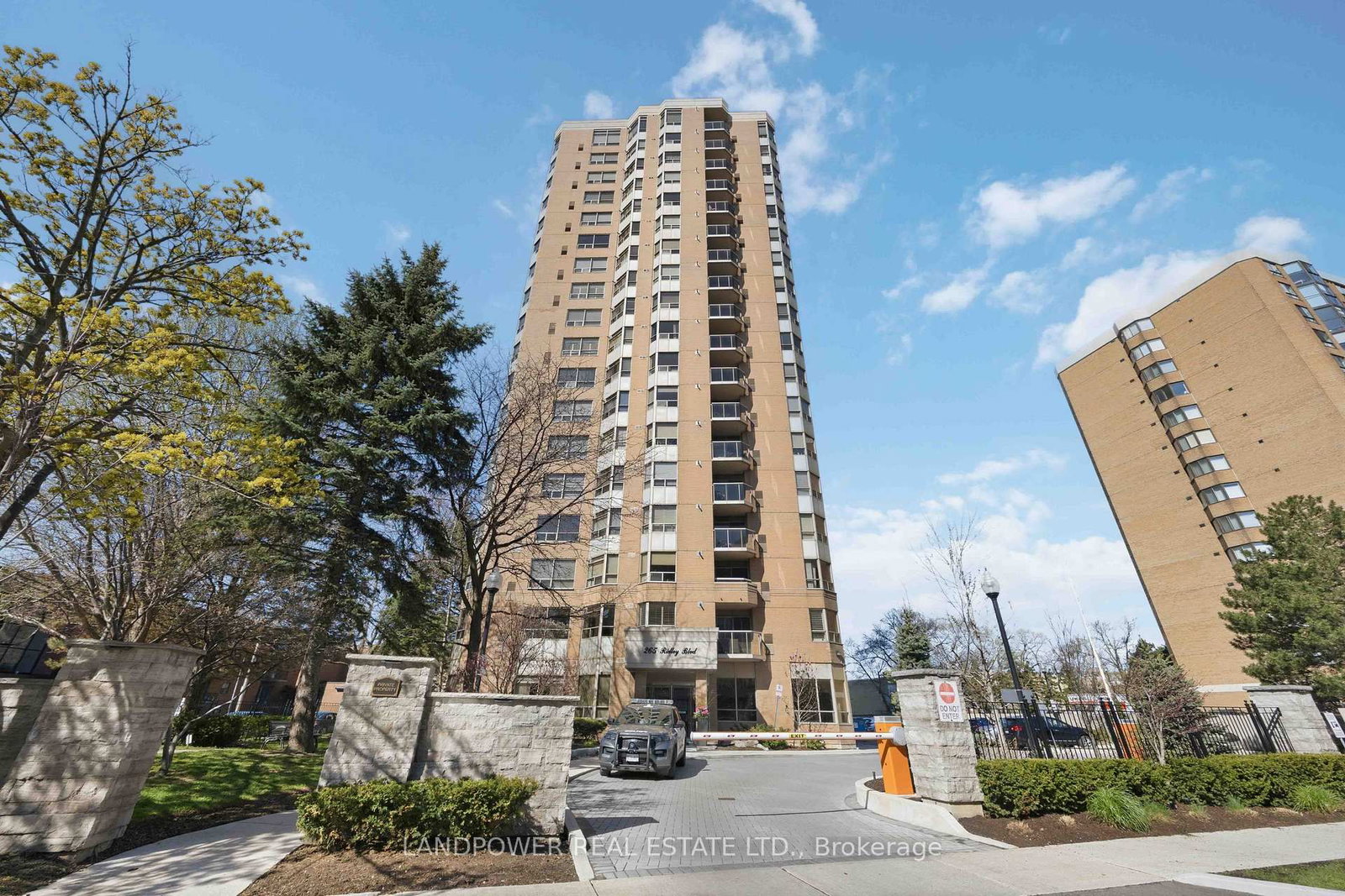 265 Ridley Boulevard, Unit 801